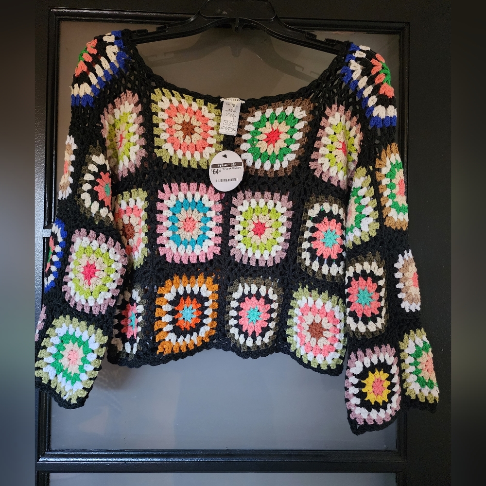 Crochet cropped sweater OS